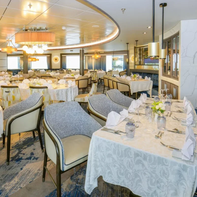 DINING-Ocean-Explorer