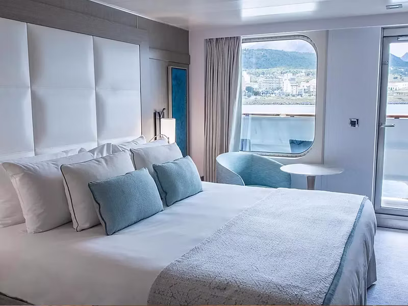 LE-BOREAL-cabins-superior-stateroom copy