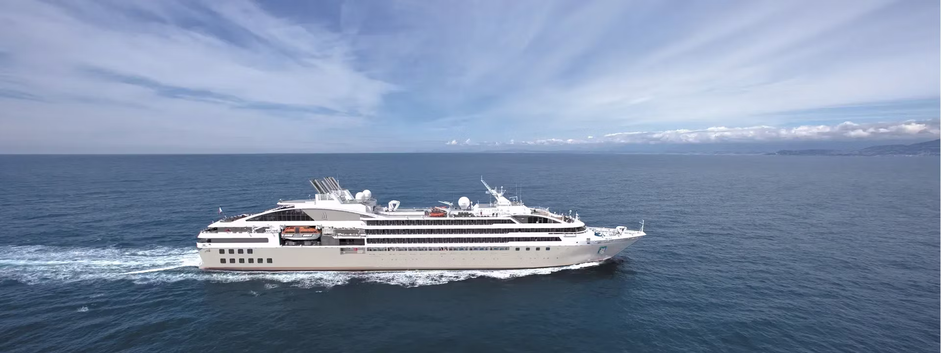 LE-SOLEAL-DECK PLANS-side-profile-Antarctica