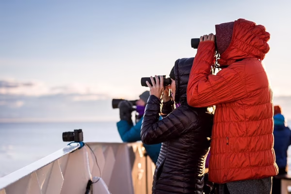 Life_On_Board_Heritage_Adventurer_watching_on_deck_antarctica