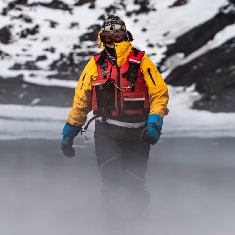 MS ROALD AMUNDSEN parka yellow jacket FAQs