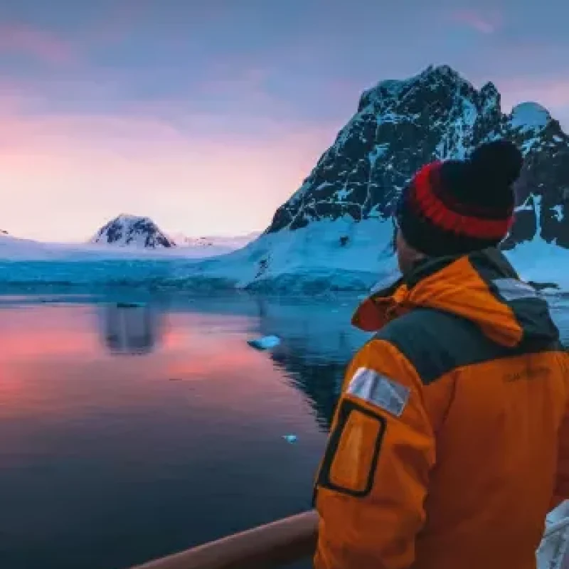 World_Explorer_Life_On_Board